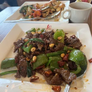 G7. Kung Pao Beef