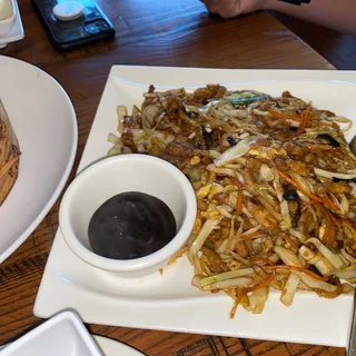 H7. Moo Shu Pork