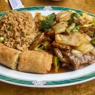 Spicy beef and broccoli lunch combo