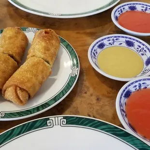 Gotta start with an egg roll!