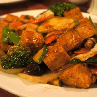Tofu with vegetables stir fry