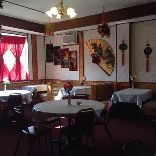 interior, pizza