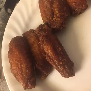 fried chicken wings on a plate