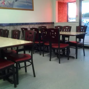 the interior of a chinese restaurant