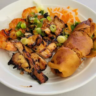 DR Combo vermicelli bowl