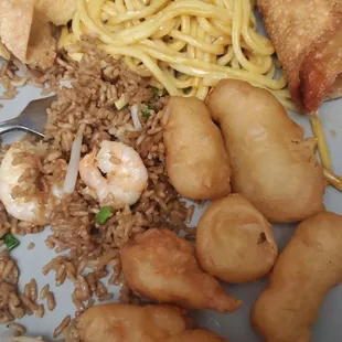 Somewhat devoured, only because I was really hungry, picture of my plate. Sad crab rangoon and cold noodles at the top of the picture.