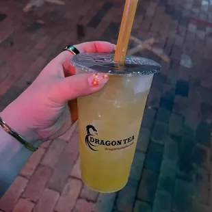 Kumquat lemonade with star fruit jelly