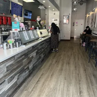 No one present at Counter