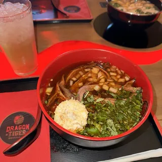 BIRRIA RAMEN