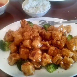 General tsos tofu. Giant portion. Excellent!