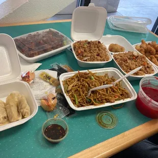 Dinner for 2 with dumplings, and chicken lo mein as add ons