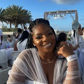Rachelle C.