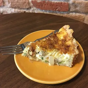 Bacon &amp; Swiss Quiche