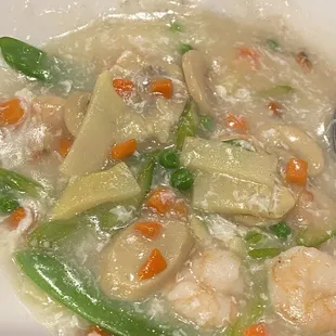 S9. Shrimp with Lobster Sauce