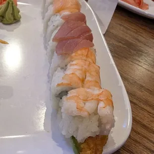 Tempura Rainbow Roll: underwhelming.