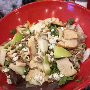 Green apple and  blue cheese salad
