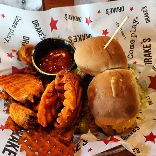 All American Mini Burgers, sweet potato fries