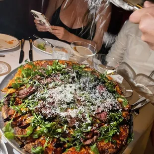 Steak pizza