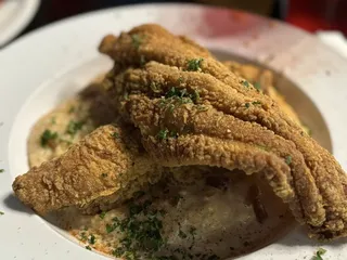 Shadow Lounge & Restaurant