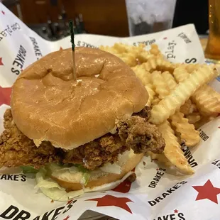 Crispy chicken sandwich