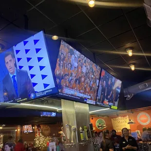 the tvs in the bar