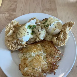 country eggs benedict