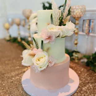 a three tiered wedding cake