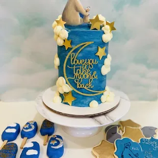 a cake with a polar bear on top