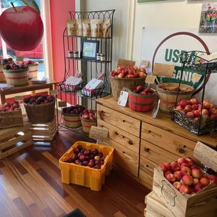 Organic apples from Dream Apple Farm!