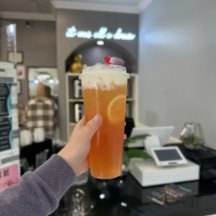 Peach guava tea with cheese cream