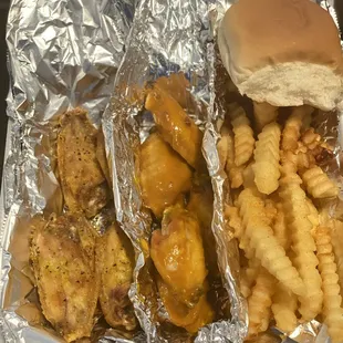 chicken wings, bbq chicken, chicken, fried chicken wings, chicken wings and fried chicken, food, bbq wings, fried chicken, poultry