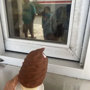 Can you believe that this is a kids cone???!!!