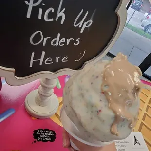 cookies n creme dip cone