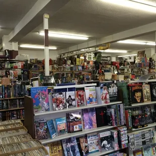 Inside dreamhaven around halloween.....