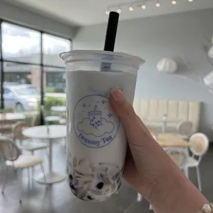 Dreamy tea + honey boba + lychee jelly