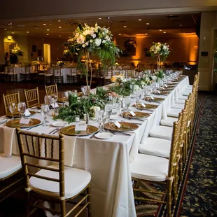Elegant dinner setting