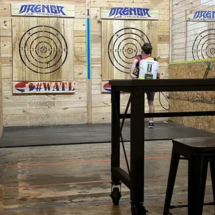 Drengr Axe Throwing
