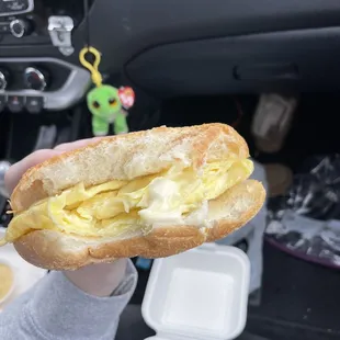 egg and cheese on kaiser roll