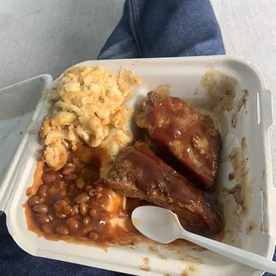 Ribs, baked beans, Mac and cheese