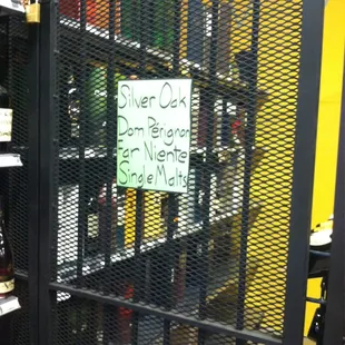 Drew's Wine & Spirits