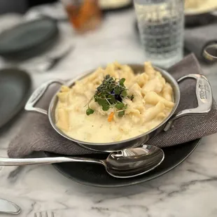 Mac and cheese side