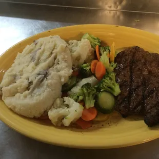 Sirloin Steak at Driller's!!! It's Legit!