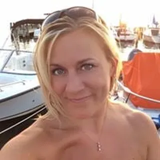 Ali F.