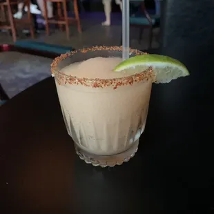 a margarita in a glass