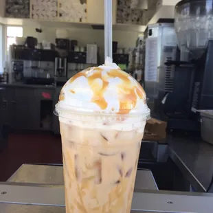 Caramel Macchiato W/whip