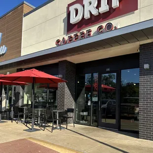 the front of a coffee shop