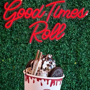 Cookies n' Cream ice cream roll