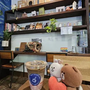 Iced Tokyo Hojicha Latte