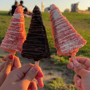 Strawberry shortcake and cookies and cream.