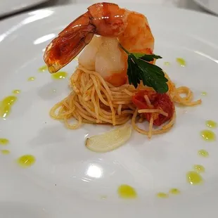 Olive Oil Prawns (thyme, garlic, tomato chutney, angel hair nest, basil oil)
